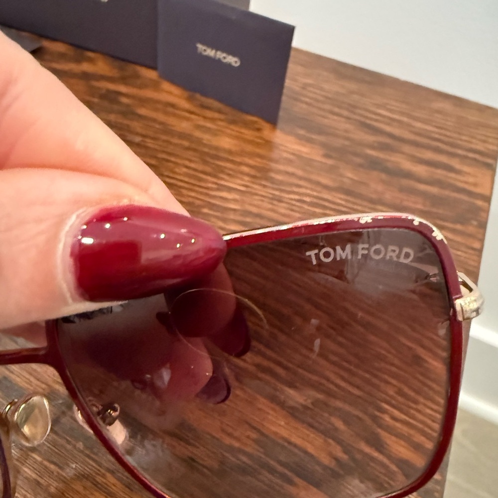 🕶️ Tom Ford Heather Sunglasses - Picture 3 of 10
